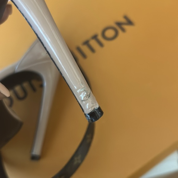 Authentic Louis Vuitton monogram afterglow platform sandals size 7 - Picture 5 of 7